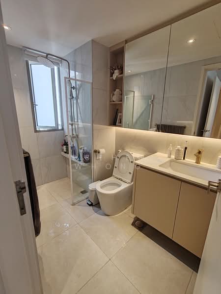 Sea Horizon, 1 Pasir Ris Rise, 4 Bedrooms, 1,335 sqft, Executive Condominium For Sale, by Esther Whong, 500128341 - Bathroom - PropertyGuru.com.sg