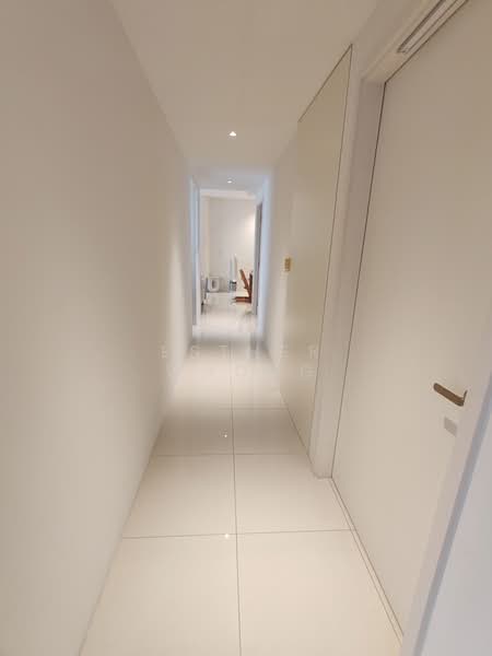 Sea Horizon, 1 Pasir Ris Rise, 4 Bedrooms, 1,335 sqft, Executive Condominium For Sale, by Esther Whong, 500128341 - Corridor - PropertyGuru.com.sg