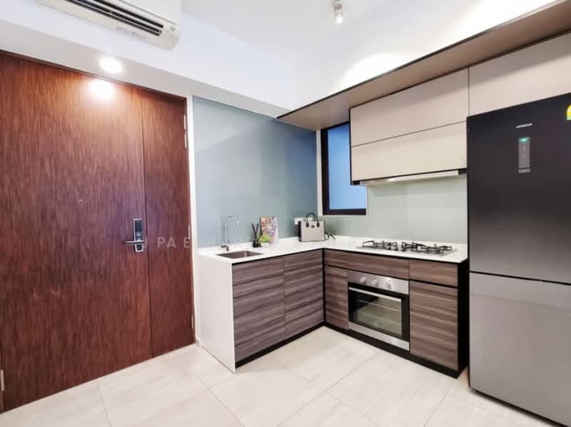 D'Nest, 131 Pasir Ris Grove, 2 Bedrooms, 753 sqft, Condominium For Sale, by Perry Siow, 500128349 - Kitchen - PropertyGuru.com.sg