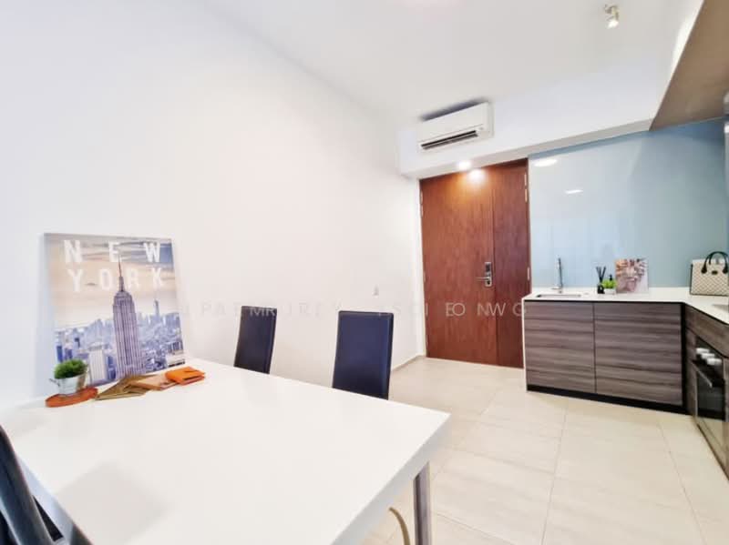 D'Nest, 131 Pasir Ris Grove, 2 Bedrooms, 753 sqft, Condominium For Sale, by Perry Siow, 500128349 - Dining Room - PropertyGuru.com.sg