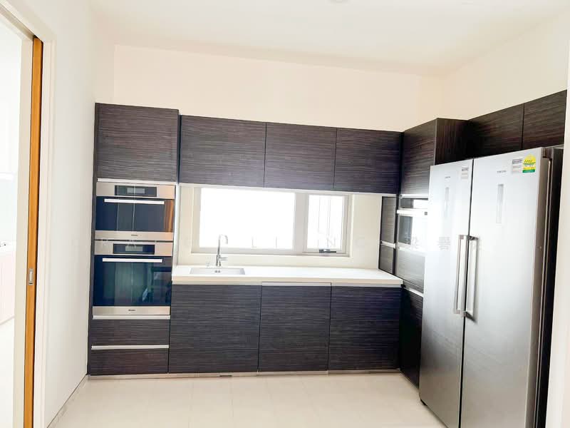 The Coast at Sentosa Cove, 276 Ocean Drive, 5 Bedrooms, 4,596 sqft, Condominium For Sale, by Grace  LIONG 梁礜從, 500128367 - Kitchen - PropertyGuru.com.sg