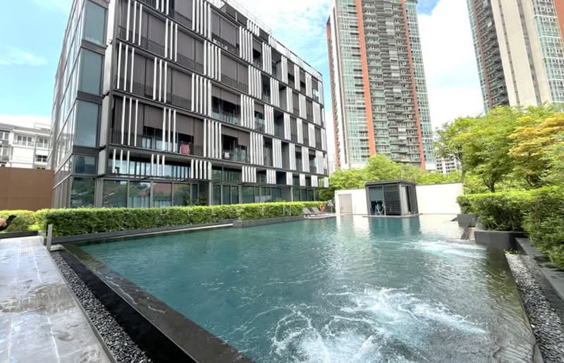 Petit Jervois, 33 Jervois Road, 2 Bedrooms, 1,001 sqft, Condominium For Rent, by Delvin Lim, 500128372 - Exterior - PropertyGuru.com.sg