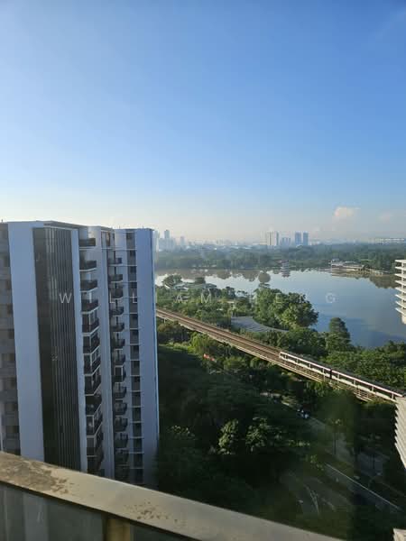 Lake Grande, 2 Jurong Lake Link, 2 Bedrooms, 818 sqft, Condominium For Sale, by William Heng, 500128378 - Exterior - PropertyGuru.com.sg