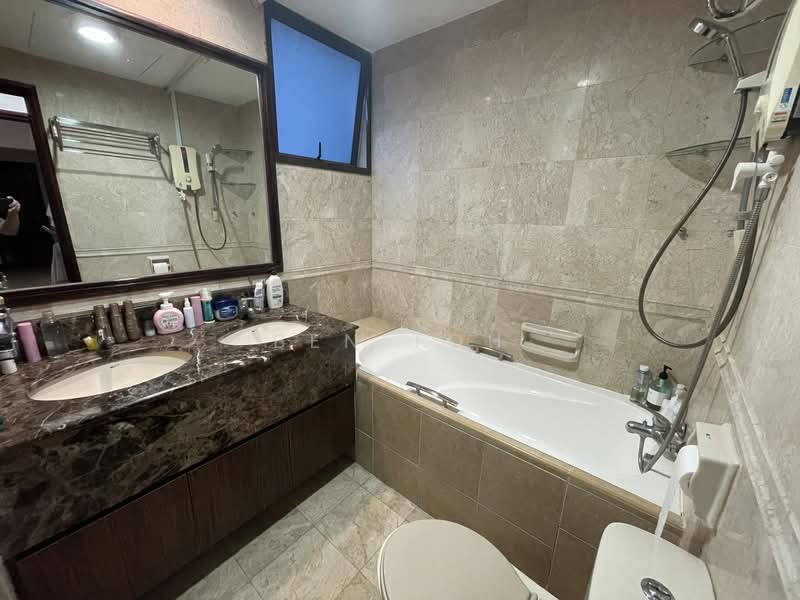 Parc Oasis, 35 Jurong East Avenue 1, 3 Bedrooms, 1,227 sqft, Condominium For Sale, by Ben Toh, 500128389 - Bathroom - PropertyGuru.com.sg