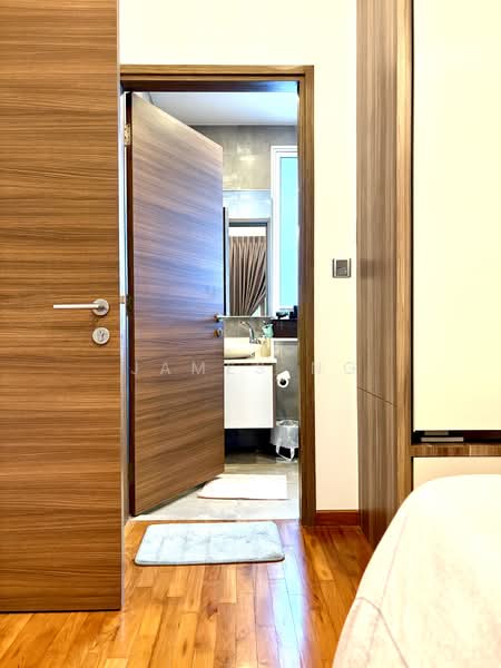 The Nautical, 97 Jalan Sendudok, 3 Bedrooms, 1,119 sqft, Condominium For Sale, by James Ng, 500128395 - Master Bathroom - PropertyGuru.com.sg