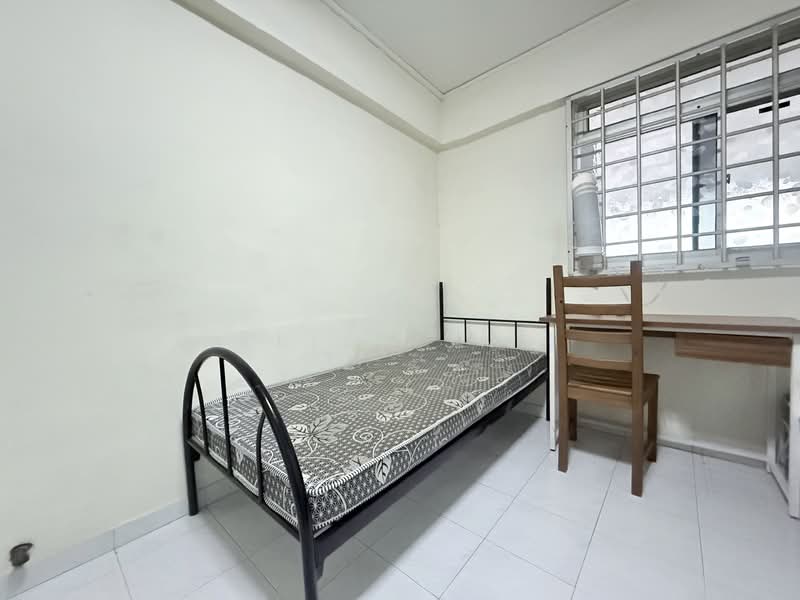 Room 2 (Common Bedroom)