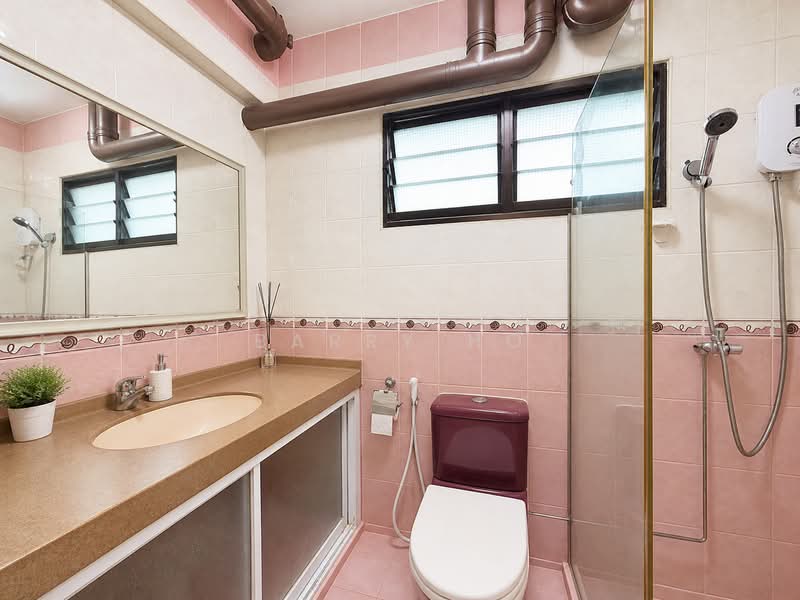 895B Woodlands Drive 50, 895B Woodlands Drive 50, 3 Bedrooms, 1,065 sqft, HDB Flat For Sale, by Barry Ho, 500128410 - Bathroom - PropertyGuru.com.sg