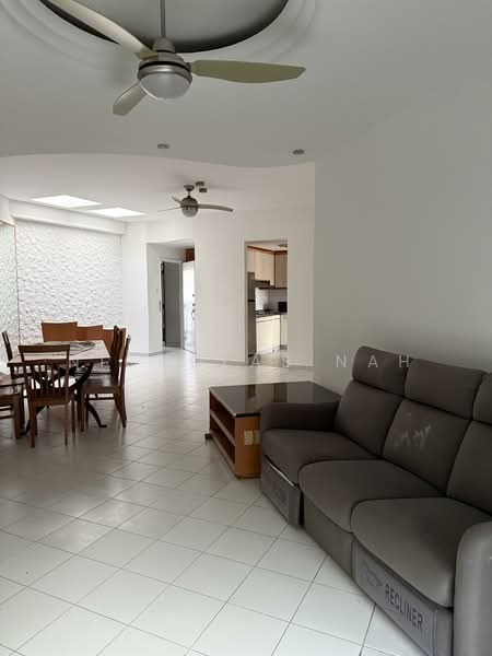 Cherryhill, 27 Lorong Lew Lian, 2 Bedrooms, 1,022 sqft, Condominium For Rent, by Nicholas Nah, 500128425 - PropertyGuru.com.sg