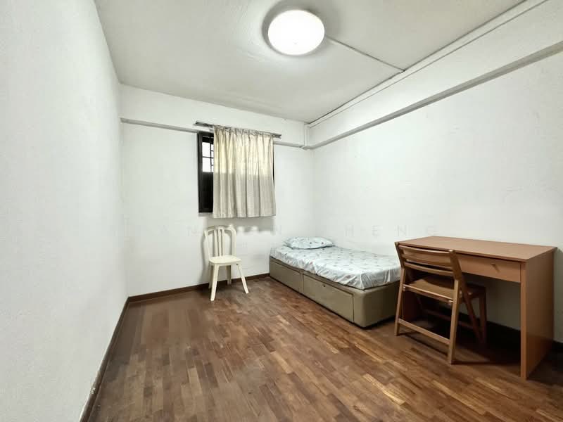 44 Chai Chee Street, 44 Chai Chee Street, 2 Bedrooms, 732 sqft, HDB Flat For Sale, by Brandon Zheng 郑祺宝, 500128432 - Bedroom - PropertyGuru.com.sg