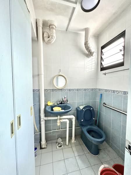 44 Chai Chee Street, 44 Chai Chee Street, 2 Bedrooms, 732 sqft, HDB Flat For Sale, by Brandon Zheng 郑祺宝, 500128432 - Bathroom - PropertyGuru.com.sg