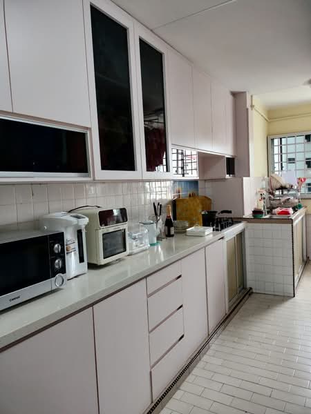 297 Tampines Street 22, 297 Tampines Street 22, 3 Bedrooms, 1,130 sqft, HDB Flat For Sale, by Kaven Oh, 500128436 - Kitchen - PropertyGuru.com.sg
