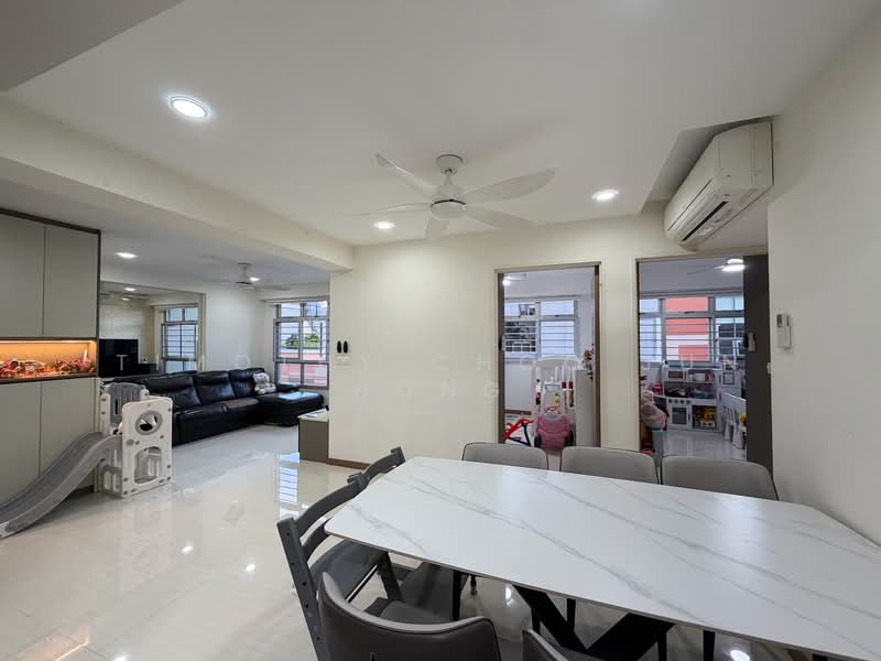 154B Bedok South Road, 154B Bedok South Road, 3 Bedrooms, 1,001 sqft, HDB Flat For Sale, by Timothy Choo Jun Hong, 500128439 - Living Room - PropertyGuru.com.sg