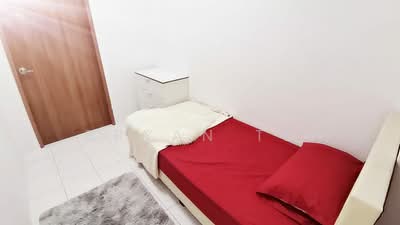 For Rent - Cavenagh Gardens
