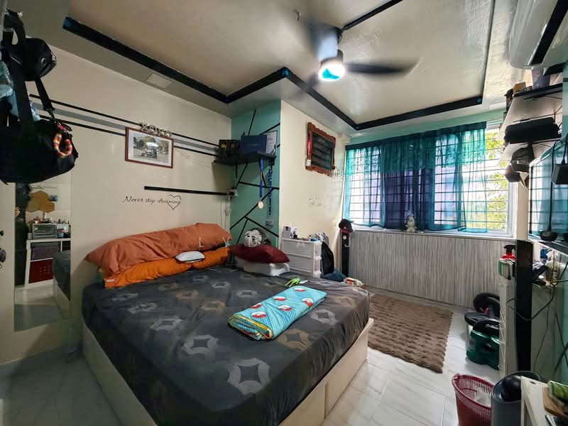 880 Yishun Street 81, 880 Yishun Street 81, 3 Bedrooms, 1,119 sqft, HDB Flat For Sale, by Lydia J, 500128457 - Bedroom - PropertyGuru.com.sg