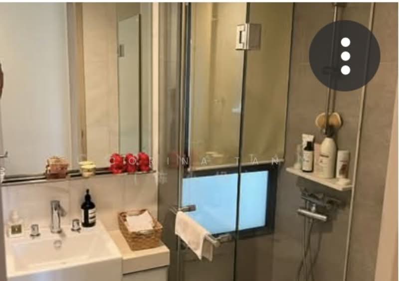 Rivergate, 93 Robertson Quay, 2 Bedrooms, 1,044 sqft, Condominium For Sale, by Corina Tan, 500128459 - Bathroom - PropertyGuru.com.sg