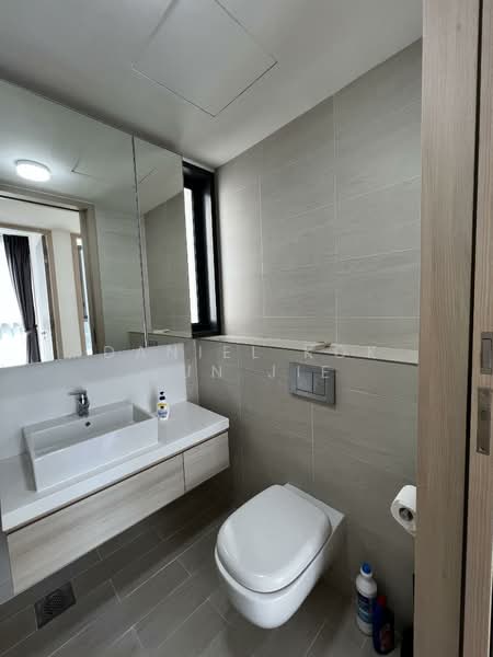 The Panorama, 8 Ang Mo Kio Ave 2, 3 Bedrooms, 1,012 sqft, Condominium For Sale, by Daniel Kok Jun Jie, 500128470 - Bathroom - PropertyGuru.com.sg