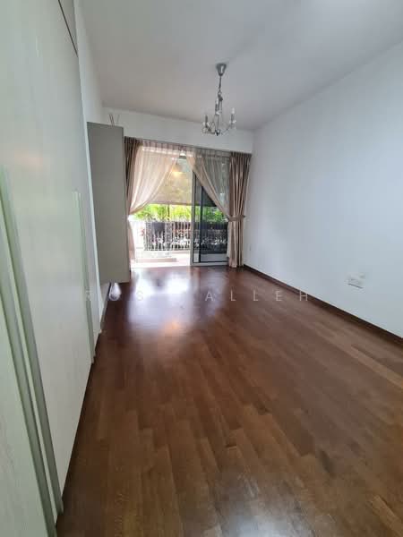 Sea Esta, 20 Pasir Ris Link, 3 Bedrooms, 1,399 sqft, Condominium For Sale, by Ros Salleh, 500128475 - Balcony - PropertyGuru.com.sg