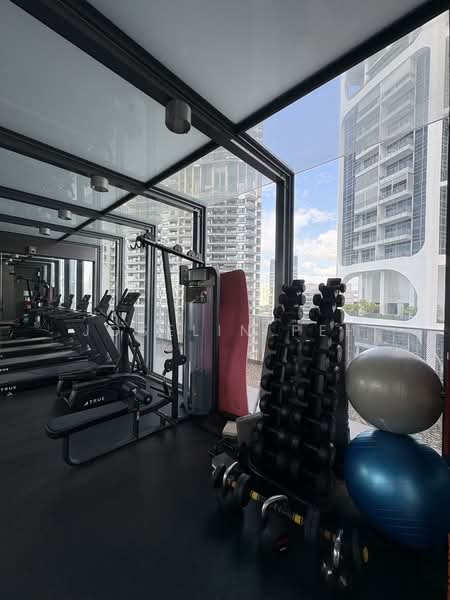Spottiswoode 18, 18 Spottiswoode Park Road, 1 Bedroom, 388 sqft, Condominium For Sale, by Joselin Peh, 500128490 - Gym - PropertyGuru.com.sg