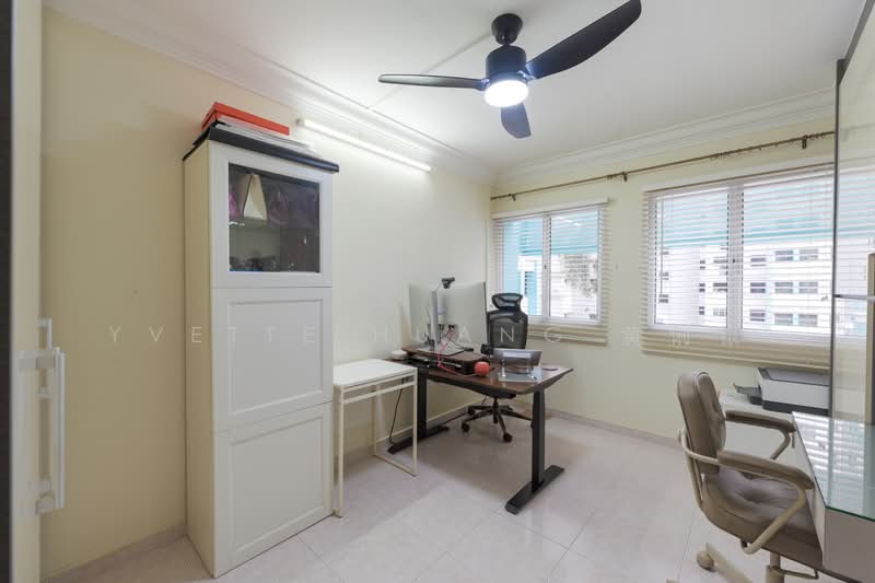 971 Hougang Street 91, 971 Hougang Street 91, 3 Bedrooms, 1,249 sqft, HDB Flat For Sale, by Yvette Huang 黄俐银, 500128491 - Common Bedroom - PropertyGuru.com.sg