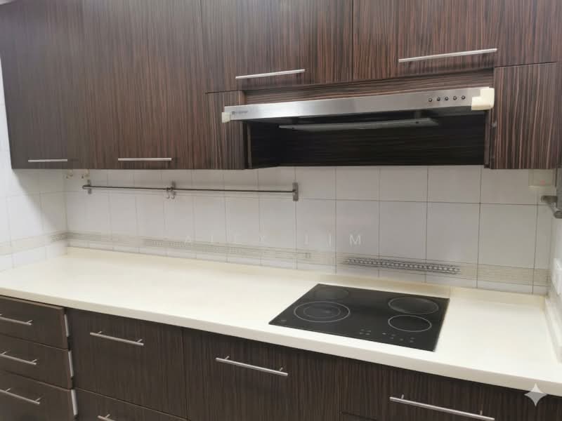 Parc Oasis, 35 Jurong East Avenue 1, 3 Bedrooms, 1,227 sqft, Condominium For Rent, by Alex Lim, 500128496 - Kitchen - PropertyGuru.com.sg