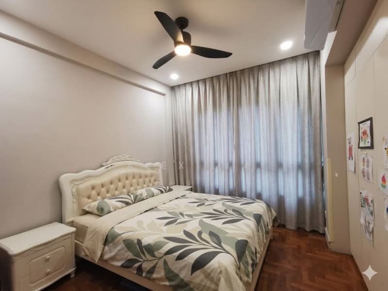 Parc Oasis, 35 Jurong East Avenue 1, 3 Bedrooms, 1,227 sqft, Condominium For Rent, by Alex Lim, 500128496 - Bedroom - PropertyGuru.com.sg