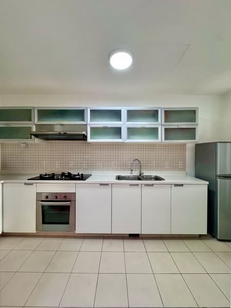 The Trumps, 1 Jalan Kembangan, 1 Bedroom, 646 sqft, Condominium For Sale, by Terence Tee (郑志翔), 500128501 - Kitchen - PropertyGuru.com.sg