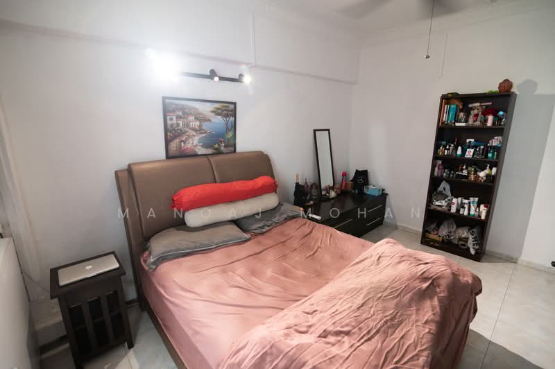 106 Bukit Purmei Road, 106 Bukit Purmei Road, 3 Bedrooms, 1,119 sqft, HDB Flat For Sale, by Manoaj Mohan, 500128506 - Bedroom - PropertyGuru.com.sg