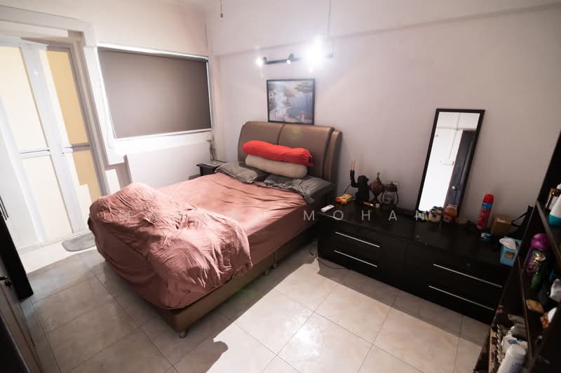 106 Bukit Purmei Road, 106 Bukit Purmei Road, 3 Bedrooms, 1,119 sqft, HDB Flat For Sale, by Manoaj Mohan, 500128506 - Bedroom - PropertyGuru.com.sg