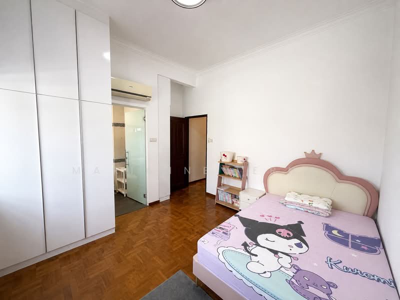 Serangoon Garden Estate, Chuan Walk, 5 Bedrooms, 3,500 sqft, Terraced House For Rent, by Marianne Terng, 500128508 - Bedroom - PropertyGuru.com.sg