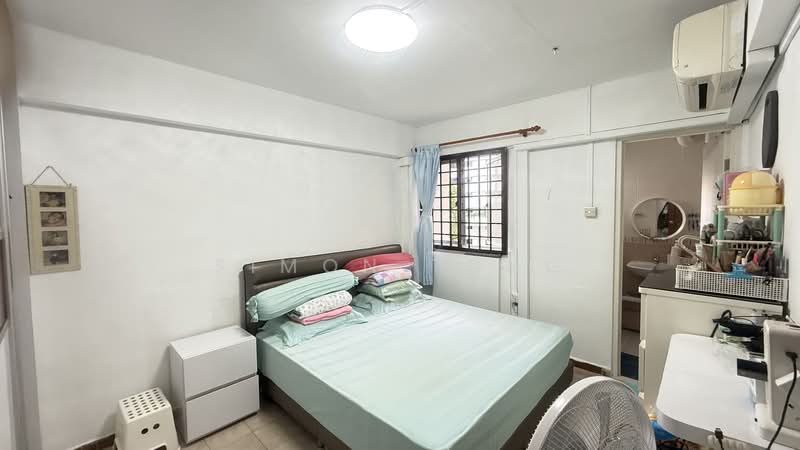 546 Ang Mo Kio Avenue 10, 546 Ang Mo Kio Avenue 10, 3 Bedrooms, 990 sqft, HDB Flat For Sale, by Simon Tong, 500128512 - Bedroom - PropertyGuru.com.sg