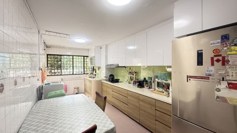 546 Ang Mo Kio Avenue 10, 546 Ang Mo Kio Avenue 10, 3 Bedrooms, 990 sqft, HDB Flat For Sale, by Simon Tong, 500128512 - Kitchen - PropertyGuru.com.sg