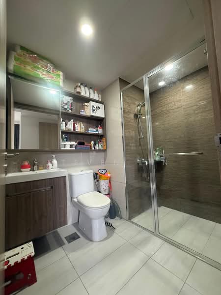 Sol Acres, 24 Choa Chu Kang Grove, 3 Bedrooms, 926 sqft, Executive Condominium For Sale, by Steven Lin, 500128518 - Bathroom - PropertyGuru.com.sg