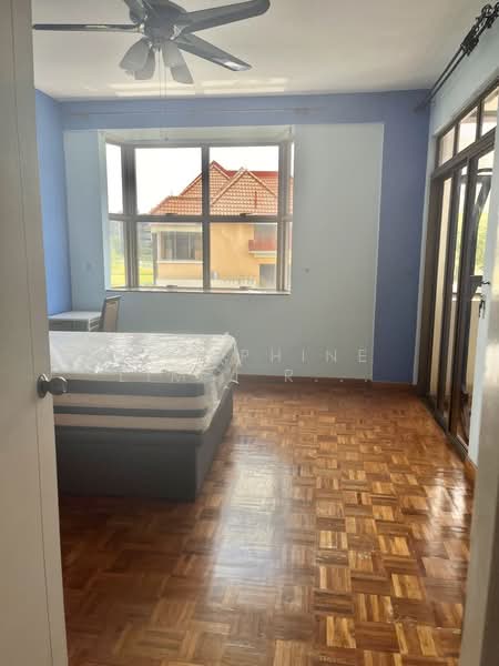 Chuan Villas, Chuan Close, Room Rental, 300 sqft, Terraced House For Rent, by Josephine Lim J R 林婕容 (区域分行董事 ), 500128528 - Bedroom - PropertyGuru.com.sg