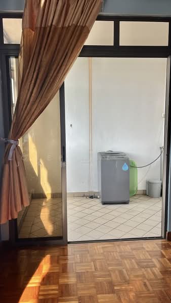 Chuan Villas, Chuan Close, Room Rental, 300 sqft, Terraced House For Rent, by Josephine Lim J R 林婕容 (区域分行董事 ), 500128528 - Balcony - PropertyGuru.com.sg