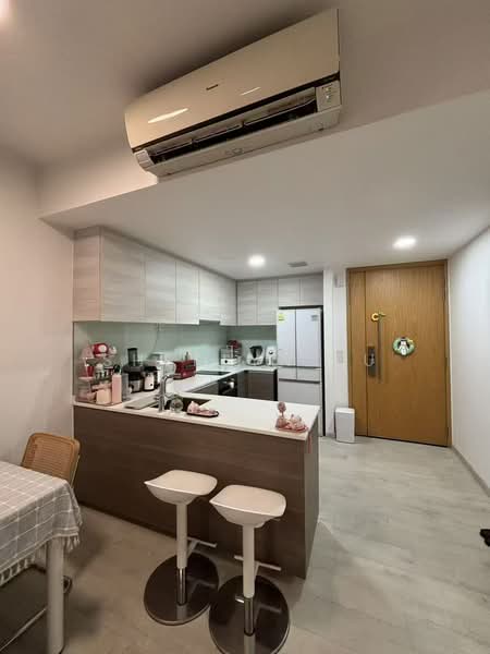 Bartley Residences, 1 Lorong How Sun, 2 Bedrooms, 797 sqft, Condominium For Rent, by Sherlyn Lu, 500128546 - Kitchen - PropertyGuru.com.sg