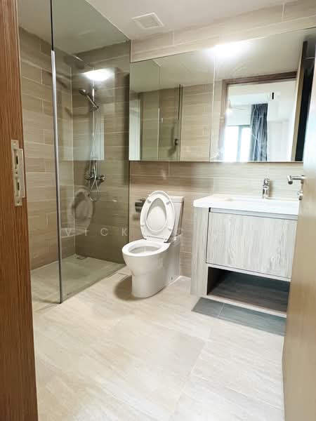Kingsford Waterbay, 68 Upper Serangoon View, 2 Bedrooms, 678 sqft, Condominium For Sale, by Vicky Chen, 500128564 - Bathroom - PropertyGuru.com.sg