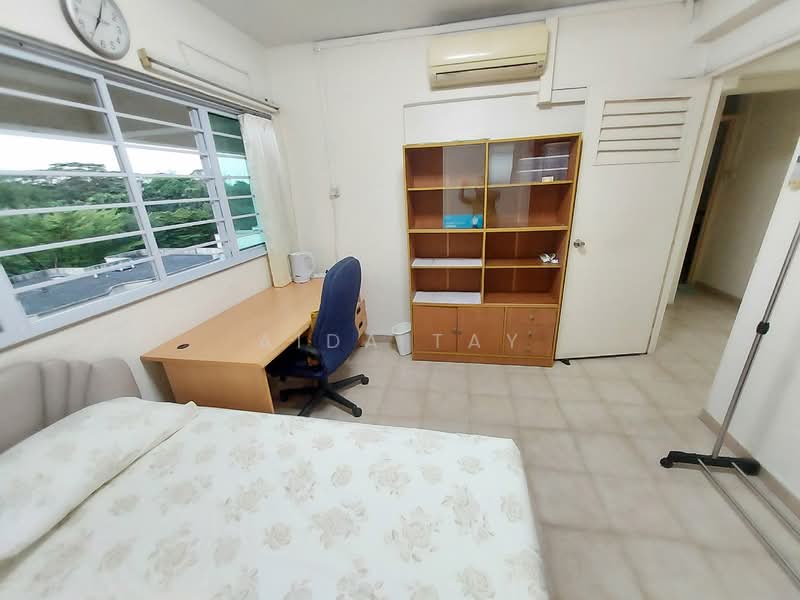 336 Jurong East Avenue 1, 336 Jurong East Avenue 1, Room Rental, 150 sqft, HDB Flat For Rent, by Aida Tay, 500128573 - Bedroom - PropertyGuru.com.sg