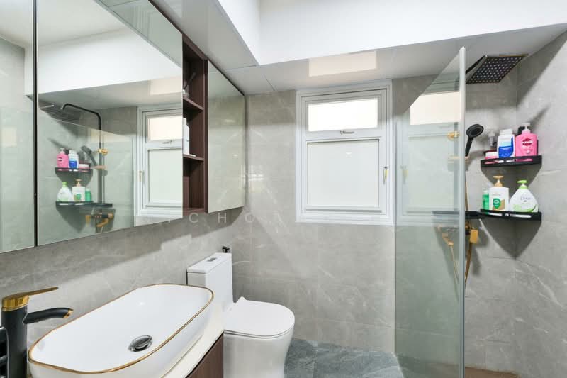 618A Tampines Street 61, 618A Tampines Street 61, 3 Bedrooms, 1,216 sqft, HDB Flat For Sale, by Nicholas Ho, 500128580 - Bathroom - PropertyGuru.com.sg