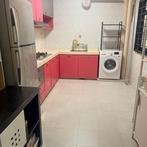 654B Jurong West Street 61, 654B Jurong West Street 61, 3 Bedrooms, 1,184 sqft, HDB Flat For Sale, by Tessa Chan, 500128588 - Kitchen - PropertyGuru.com.sg