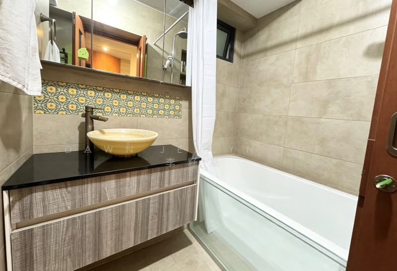 88 Dawson Road, , 3 Bedrooms, 893 sqft, HDB Flat For Sale, by Dawn Jeslyn Lee 李籽嬴, 500128596 - PropertyGuru.com.sg