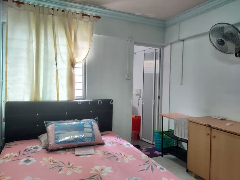 343 Clementi Avenue 5, 343 Clementi Avenue 5, Room Rental, 160 sqft, HDB Flat For Rent, by Aida Tay, 500128607 - Bedroom - PropertyGuru.com.sg