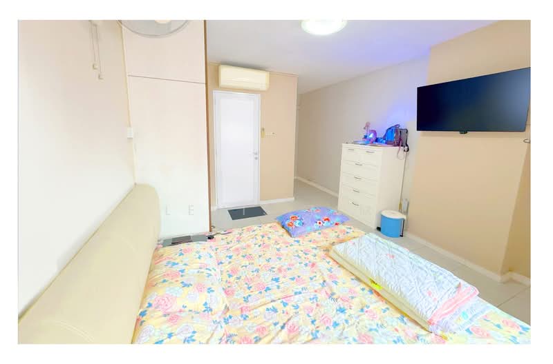 339A Sembawang Close, 339A Sembawang Close, 4 Bedrooms, 1,195 sqft, HDB Flat For Sale, by Lewis Tam, 500128620 - Bedroom - PropertyGuru.com.sg