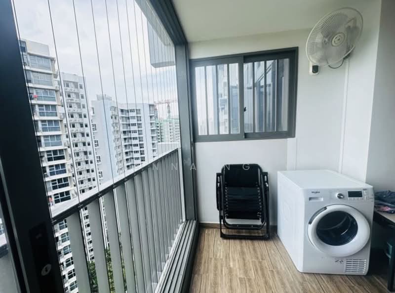 Riverbank at Fernvale, Sengkang West Way/Fernvale, 3 Bedrooms, 1,044 sqft, Condominium For Sale, by Anna Ng, 500128640 - Balcony - PropertyGuru.com.sg