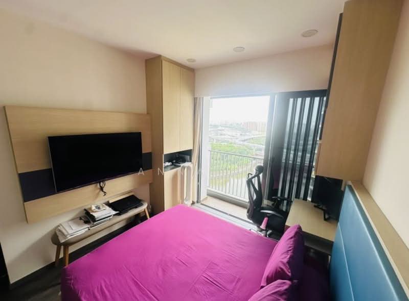 Riverbank at Fernvale, Sengkang West Way/Fernvale, 3 Bedrooms, 1,044 sqft, Condominium For Sale, by Anna Ng, 500128640 - Bedroom - PropertyGuru.com.sg