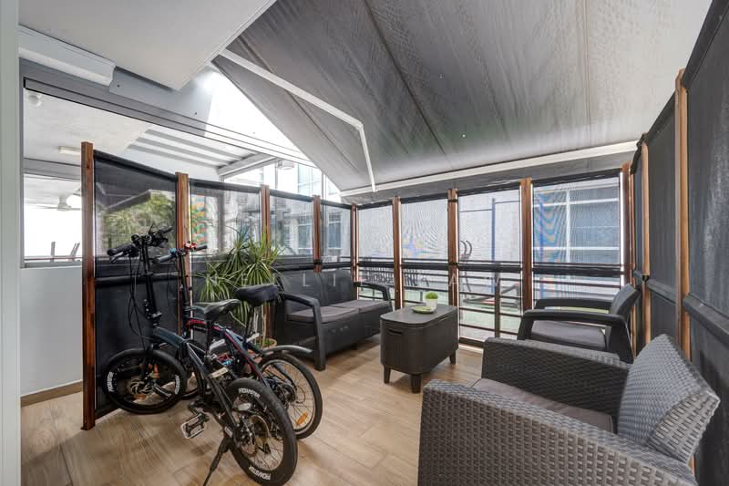 Palm Grove Regency, Palm Grove Avenue, 5 Bedrooms, 2,939 sqft, Terraced House For Sale, by Nellie Law, 500128645 - Private Enclosed Garden - PropertyGuru.com.sg