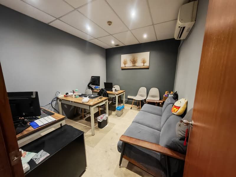 Redhill Forum, 16 Jalan Kilang Timor, 969 sqft, Light Industrial (B1) For Sale, by Charles Ong, 500128658 - Study - CommercialGuru.com.sg