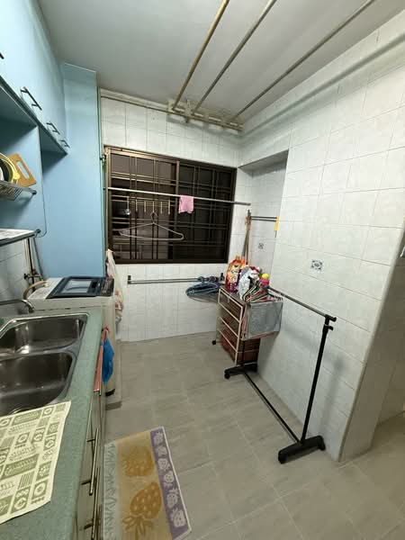 658A Jurong West Street 65, 658A Jurong West Street 65, 3 Bedrooms, 1,195 sqft, HDB Flat For Sale, by Alex Yew, 500128661 - Kitchen - PropertyGuru.com.sg