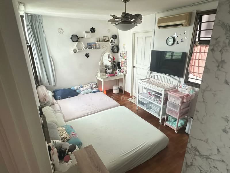 629 Senja Road, 629 Senja Road, 3 Bedrooms, 968 sqft, HDB Flat For Sale, by Bernard Yeo, 500128671 - Bedroom - PropertyGuru.com.sg