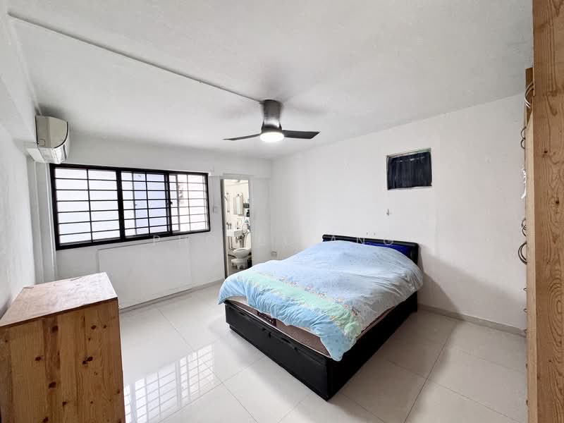 52 Teban Gardens Road, 52 Teban Gardens Road, 3 Bedrooms, 1,302 sqft, HDB Flat For Sale, by Phoebe Ang, 500128677 - PropertyGuru.com.sg