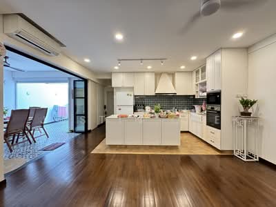 For Sale - Sin Chuan Garden